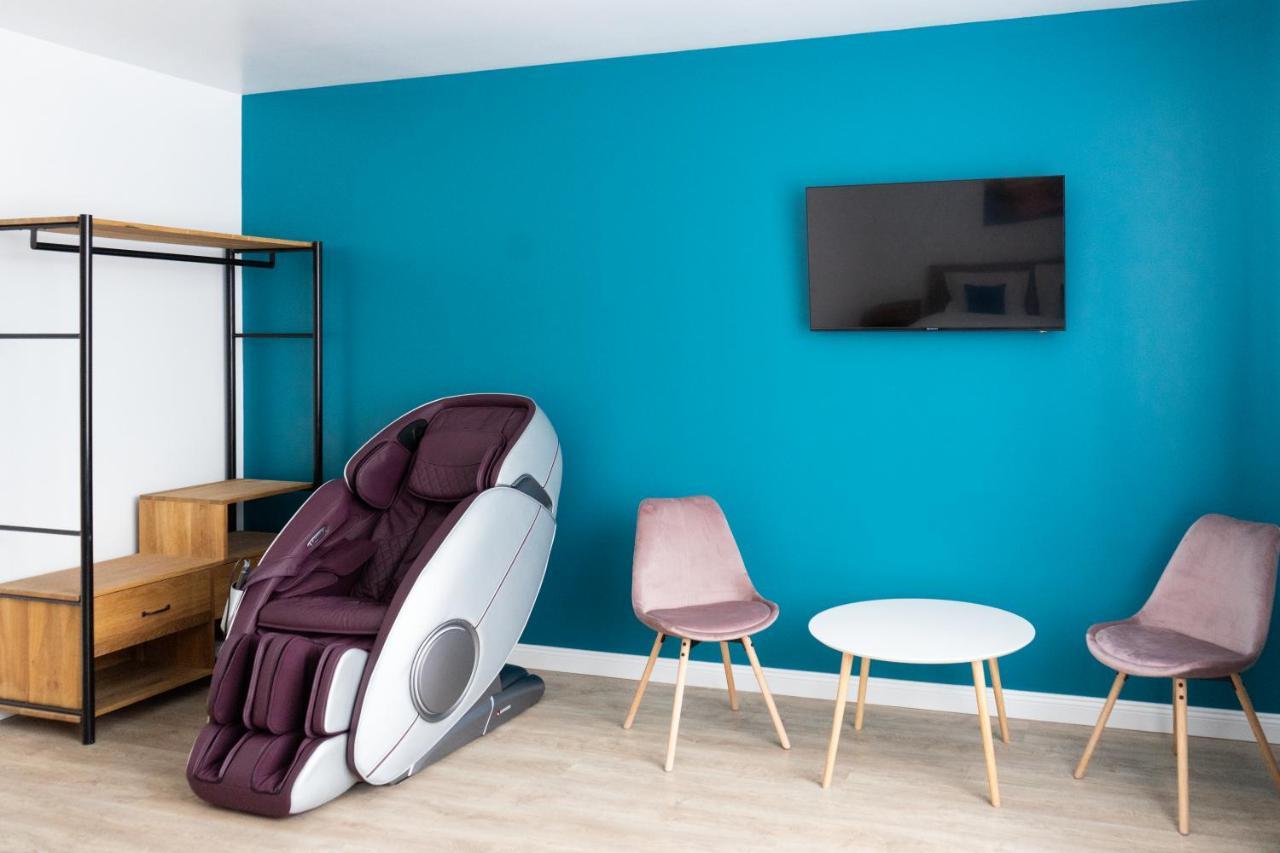 English House Bistrita  Bagian luar foto