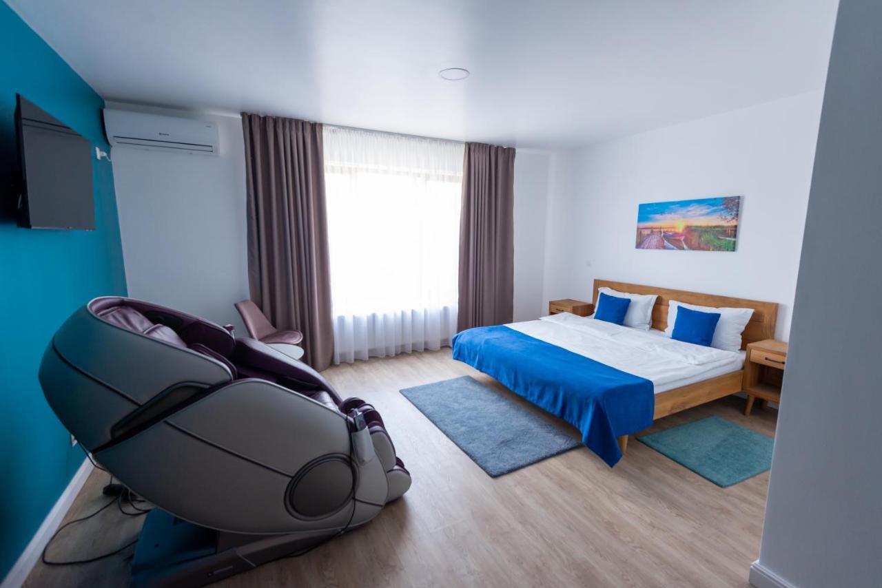 English House Bistrita  Bagian luar foto