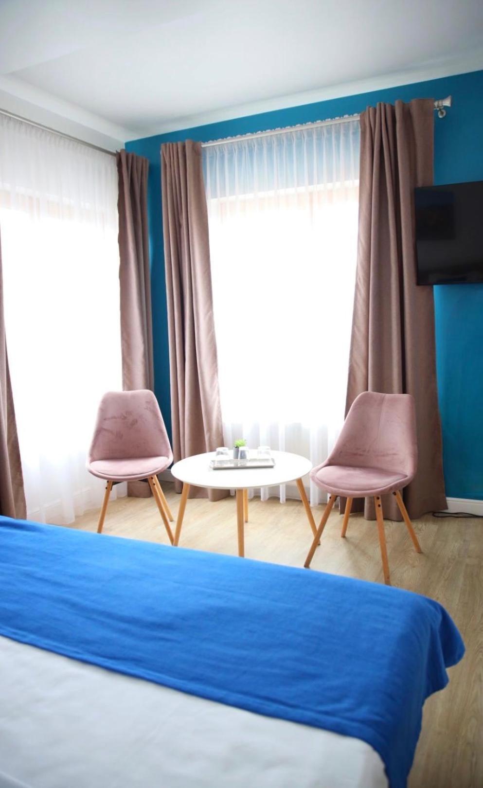 English House Bistrita  Bagian luar foto