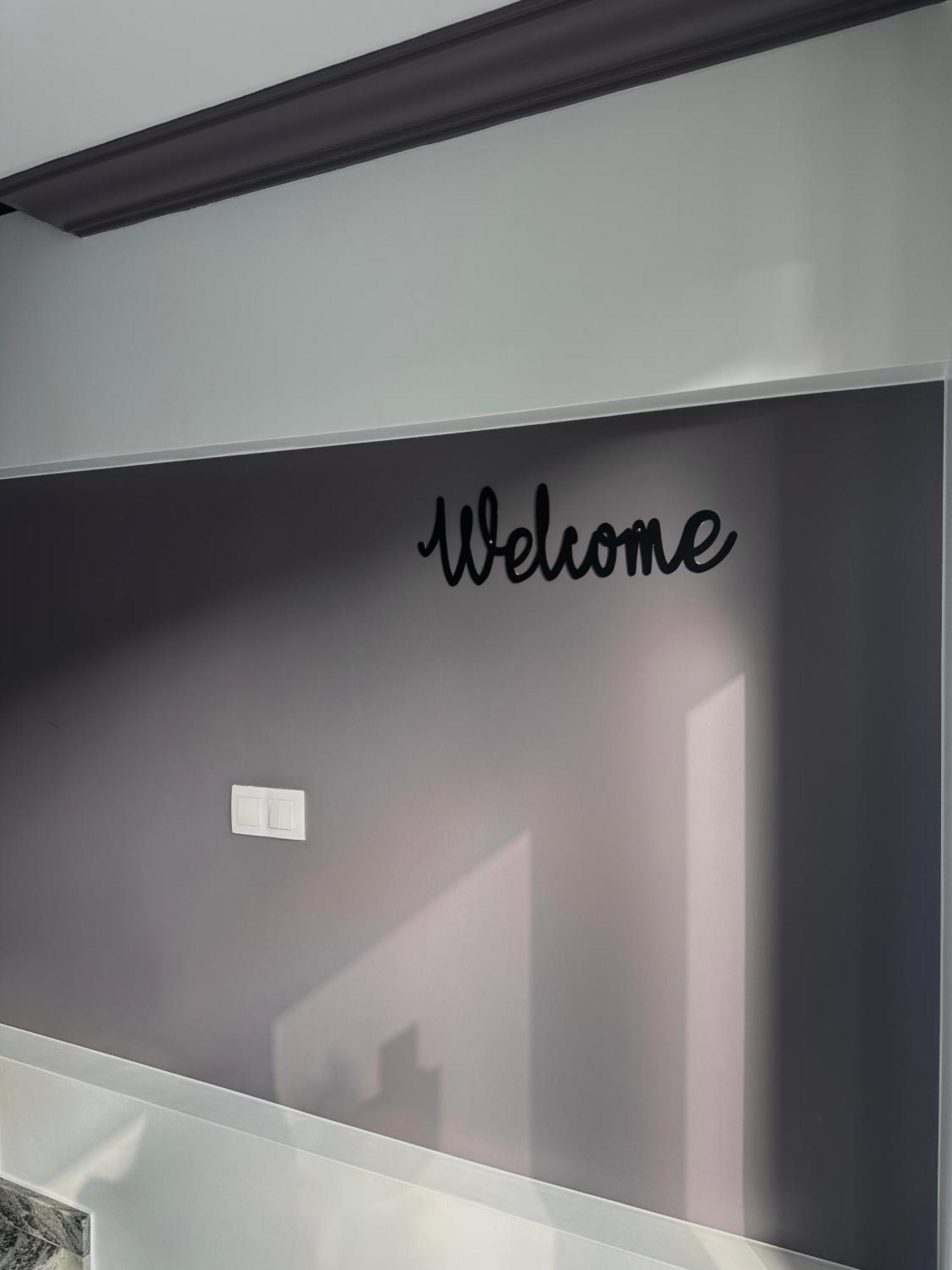 English House Bistrita  Bagian luar foto